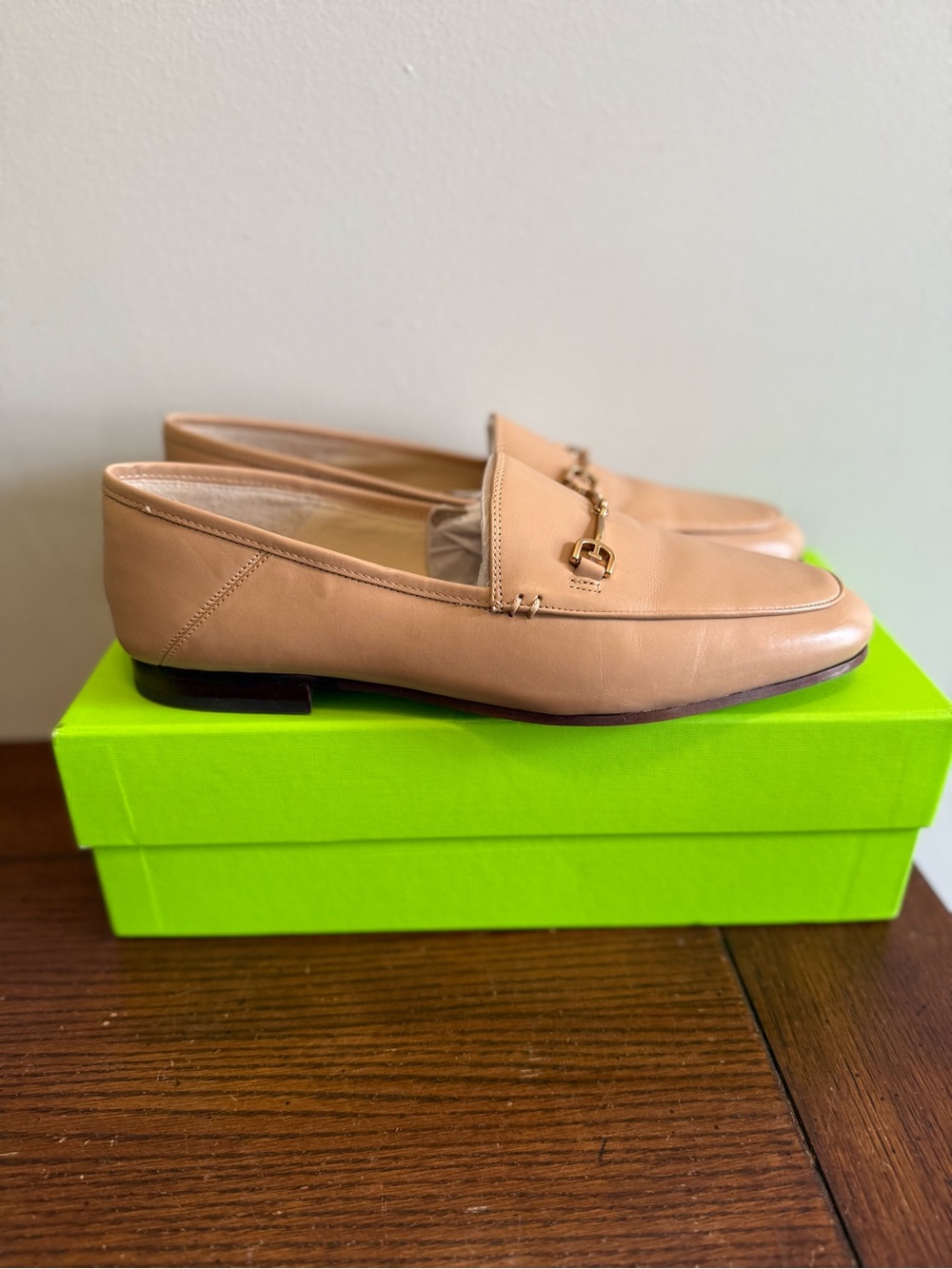 Sam Edelman Lorraine Classic Leather Loafer in Nude with Gold Bit